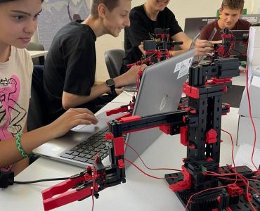 STEM bajka radionice robotike