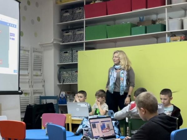 STEM GO! Radionica robotike siječanj STEM GO! Radionica robotike siječanj